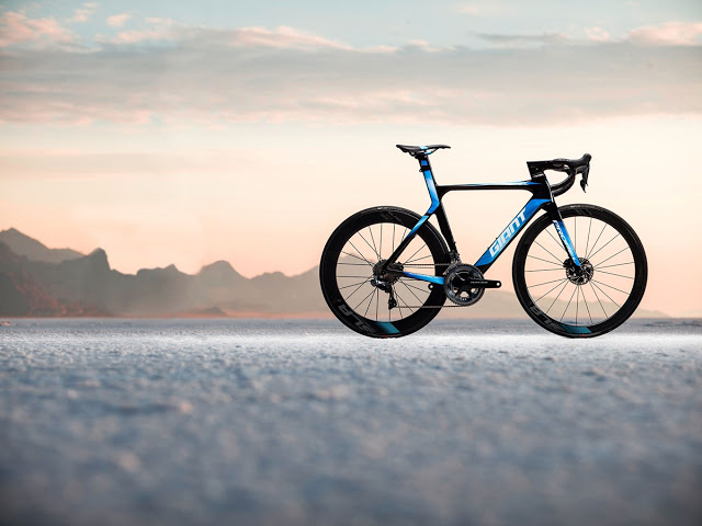 All-New Giant Propel Disc Range of Road Bikes