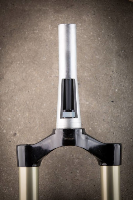 Tune’s New Fork Energieträger Di2 Battery Mount Accessory
