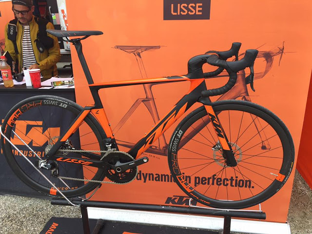 KTM launched the New Revelator LISSE 2018 Aero RoadRacing Bike