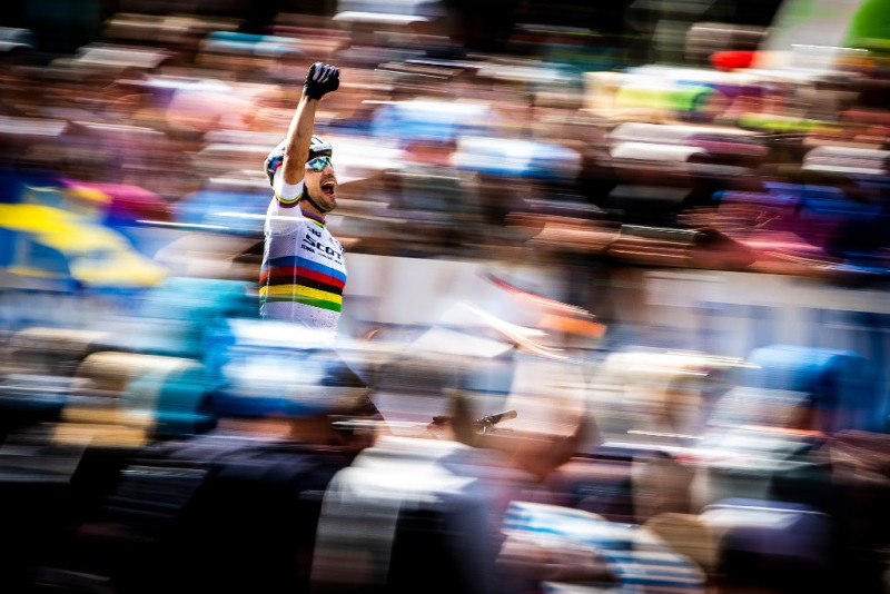 N1NO Celebrates his 30th World Cup Victory, Scott Claims two Overalls