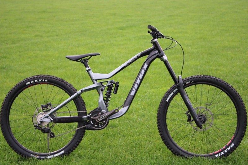 Vitus Launch 2019 Dominer DH Bike