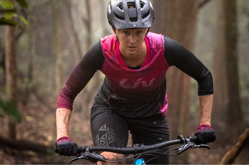Get Wild with Color in the New Liv Sumi Jersey