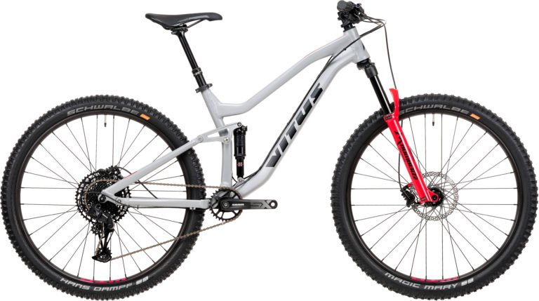 Vitus Launch All New Mythique Trail Bike