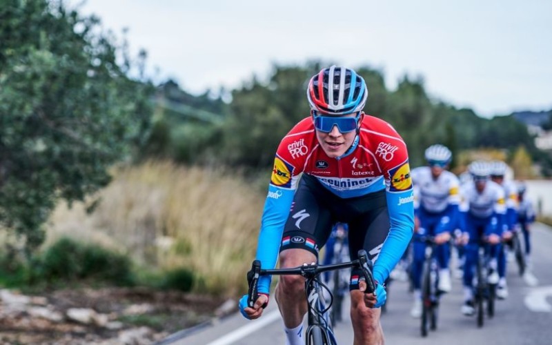 Deceuninck – Quick-Step and Oakley Team Up