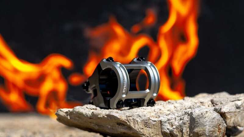 Sixpack Racing Millenium Stem - 35mm Length, 35mm Diameter