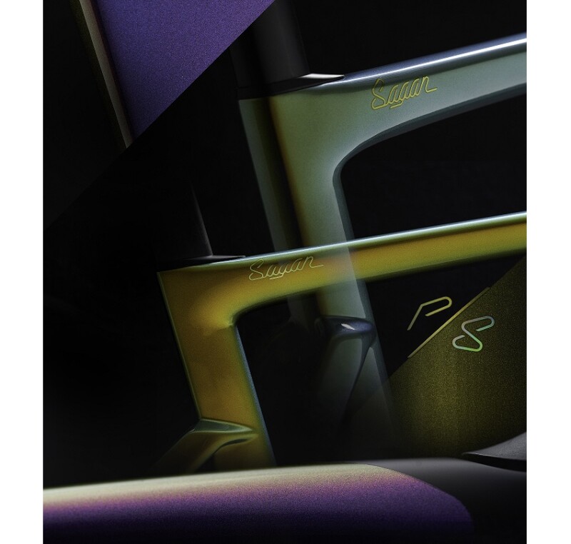 The New Specialized Sagan Collection: Deconstructivism