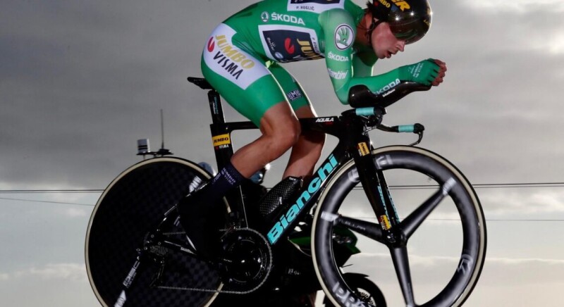 Roglic Wins Time Trial and Reclaims Red Jersey in Vuelta a España