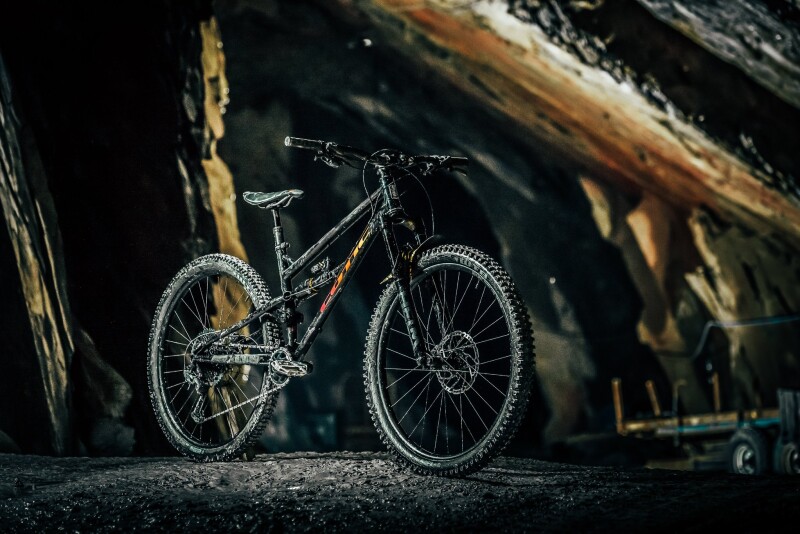 Today Cotic Welcomes the Jeht to Their Range