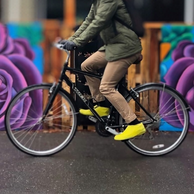Introducing veloToze ROAM, Designed to be Worn with Any Shoes