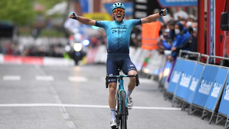 Alex Aranburu Solos to Stunning Victory at Itzulia Basque Country