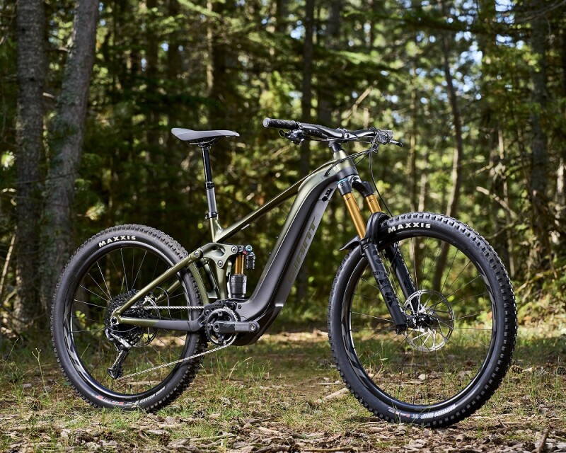 Engineered for the Most Challenging Terrain - The New Giant Reign E+