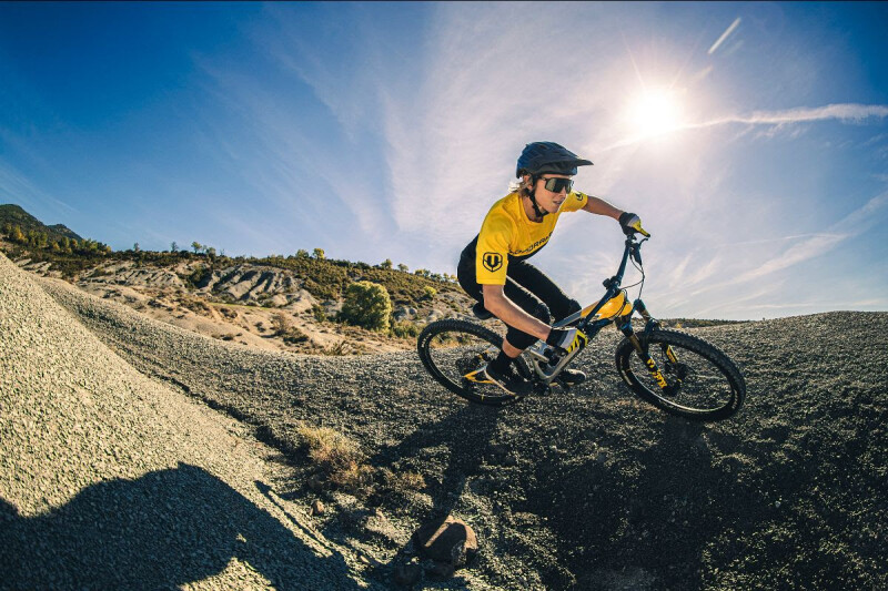 Mondraker Launches Two 2022 New Models: Raze and Foxy Carbon