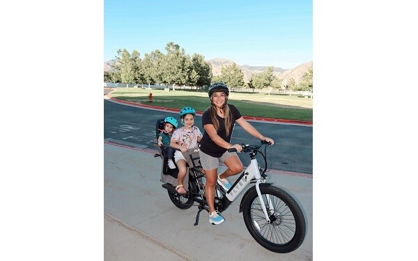 Article by Radio Flyer: Using Your eBike in Autumn - Make Fall Rides Even Better