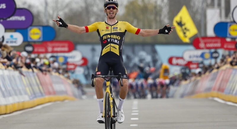 Laporte Puts his Mark on Dwars door Vlaanderen with Successful Solo