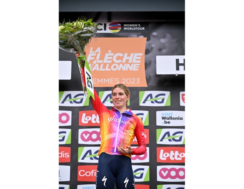 Demi Vollering Dictates the Law and Sovereignly Wins Flèche Wallonne