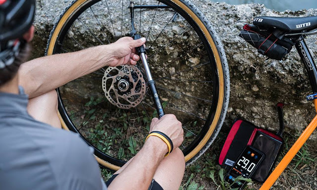 Silca's New Tattico Bluetooth Mini-Pump