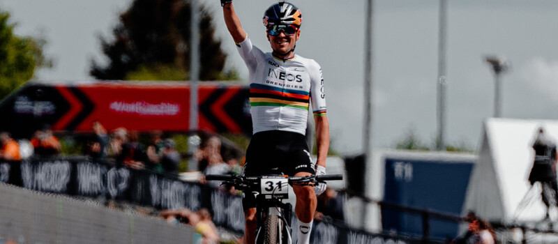 Pidcock makes it four in a row at Nove Mesto