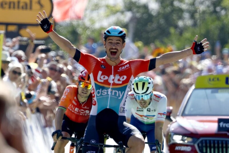 "The highlight of my career": Victor Campenaerts blasts to victory in stage 18 of the Tour de France