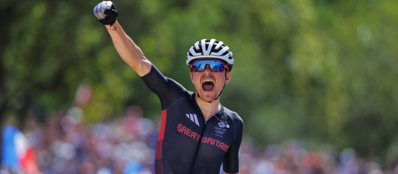 Tom Pidcock wins Gold in Paris