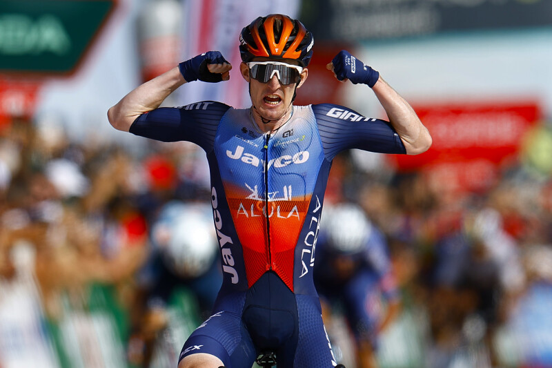 Dunbar claims first Grand Tour stage win in style at Vuelta a España