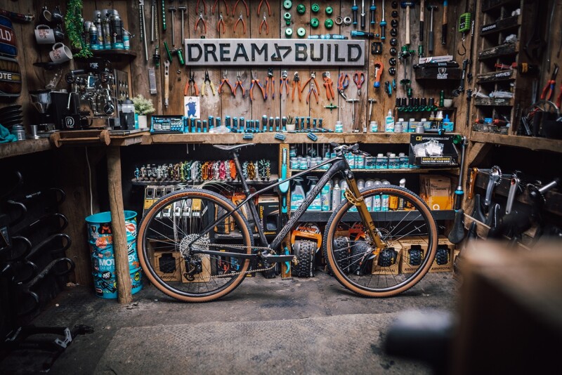 Mondraker and Dream Build Create the Lightest MTB Bike in the World